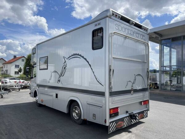 Camion chevaux 3 chevaux Mercedes-Benz – Image 3